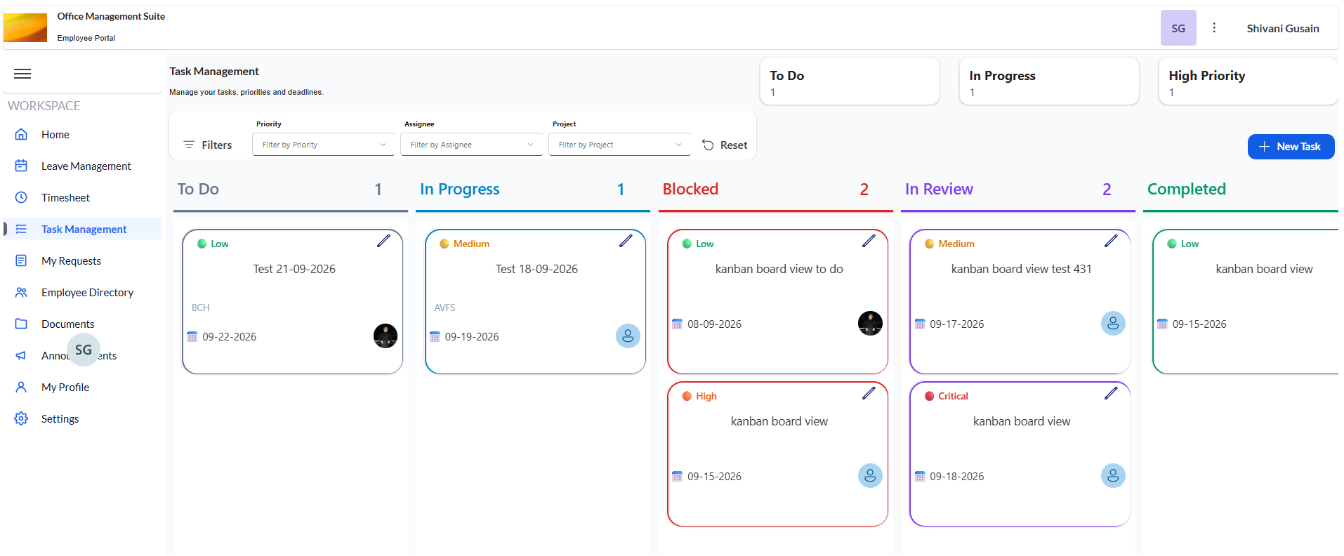 Task board with To Do, In Progress, Blocked, In Review and Completed columns